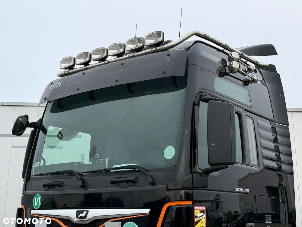 MAN TGX 500 / MEGA / LOW DECK / SALON PL - 16