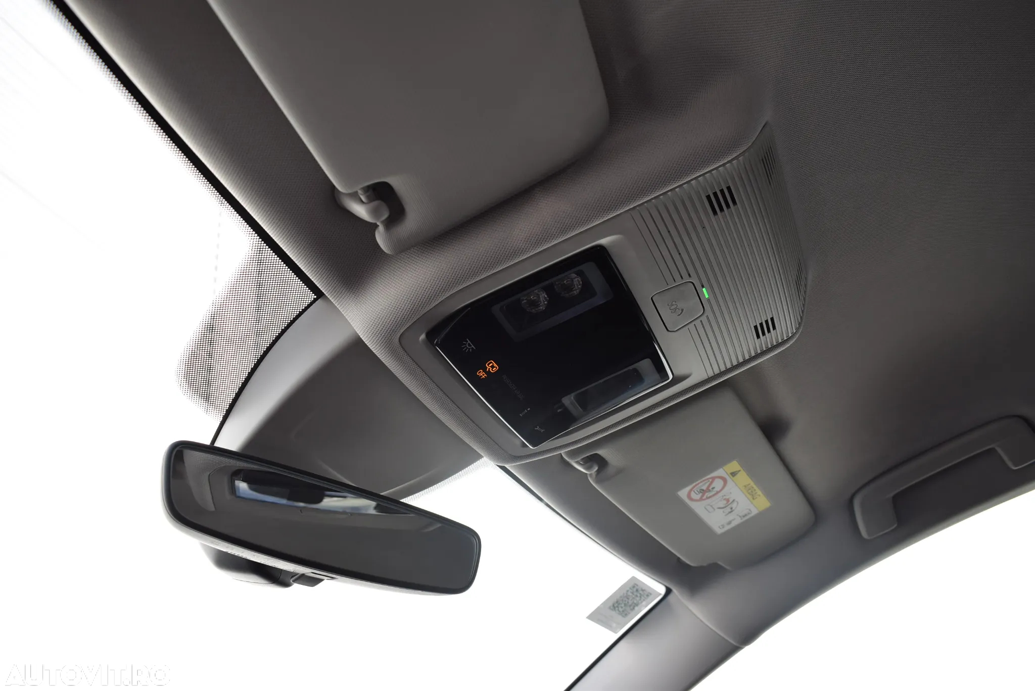 Volkswagen Golf 1.5 eHybrid OPF DSG Style - 23