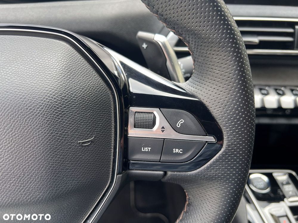 Peugeot 3008 1.2 PureTech GT S&S EAT8 - 13