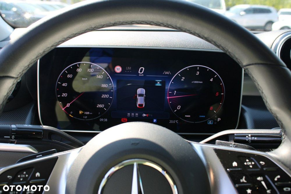 Mercedes-Benz GLC - 27