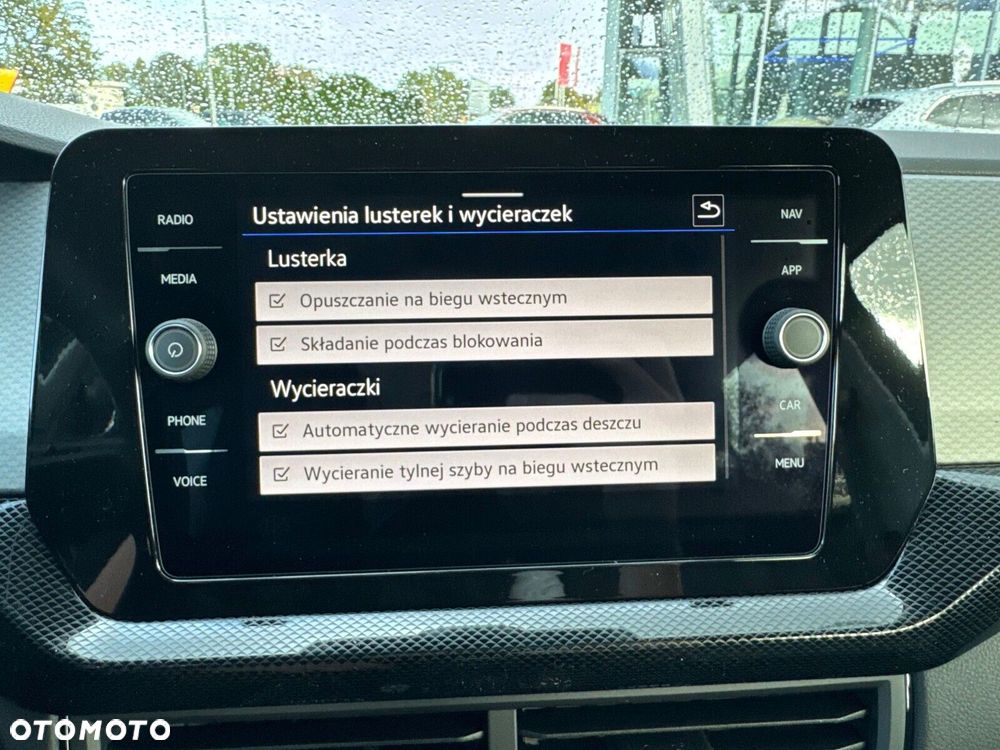 Volkswagen T-Cross 1.0 TSI Life Plus - 35