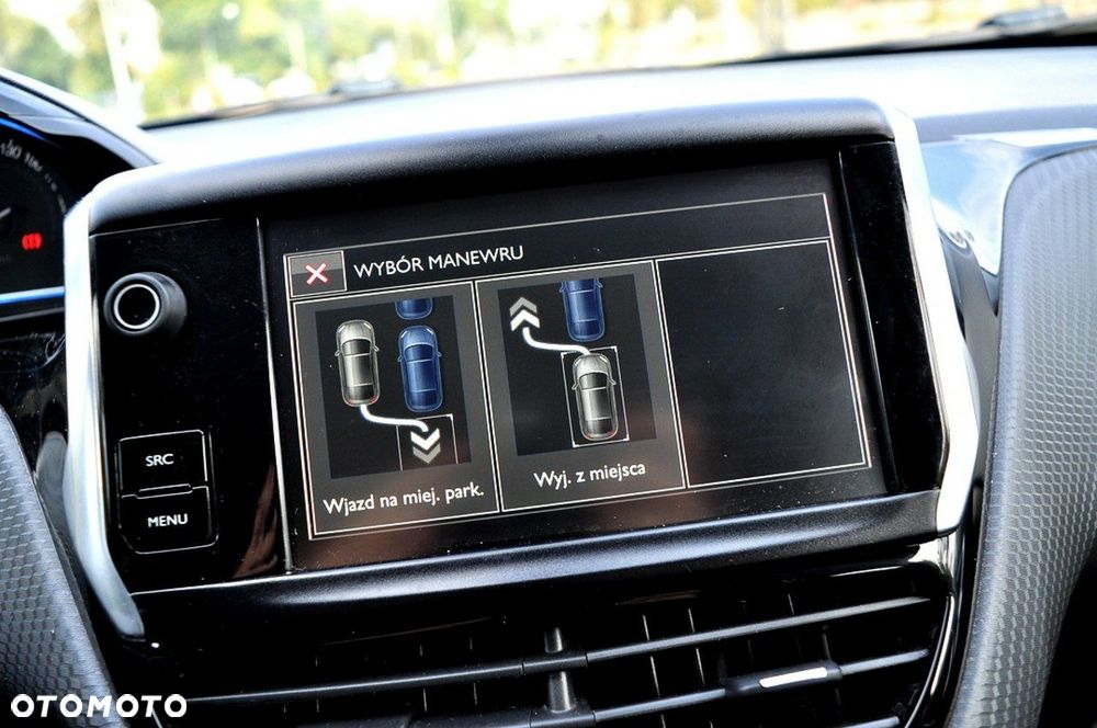 Peugeot 2008 1.2 Pure Tech GPF Allure S&S - 31