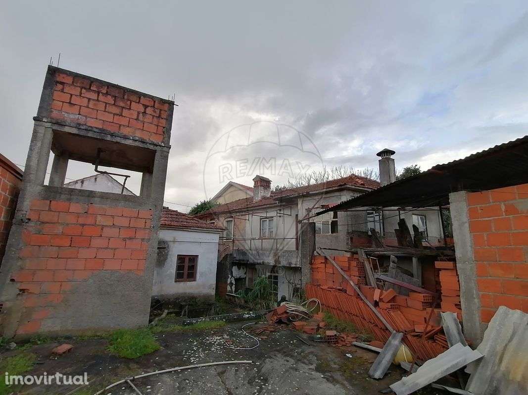 Moradia T4 para venda - Grande imagem: 2/13