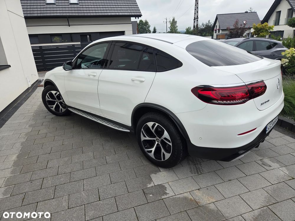 Mercedes-Benz GLC 200 4Matic 9G-TRONIC AMG Line Plus - 24