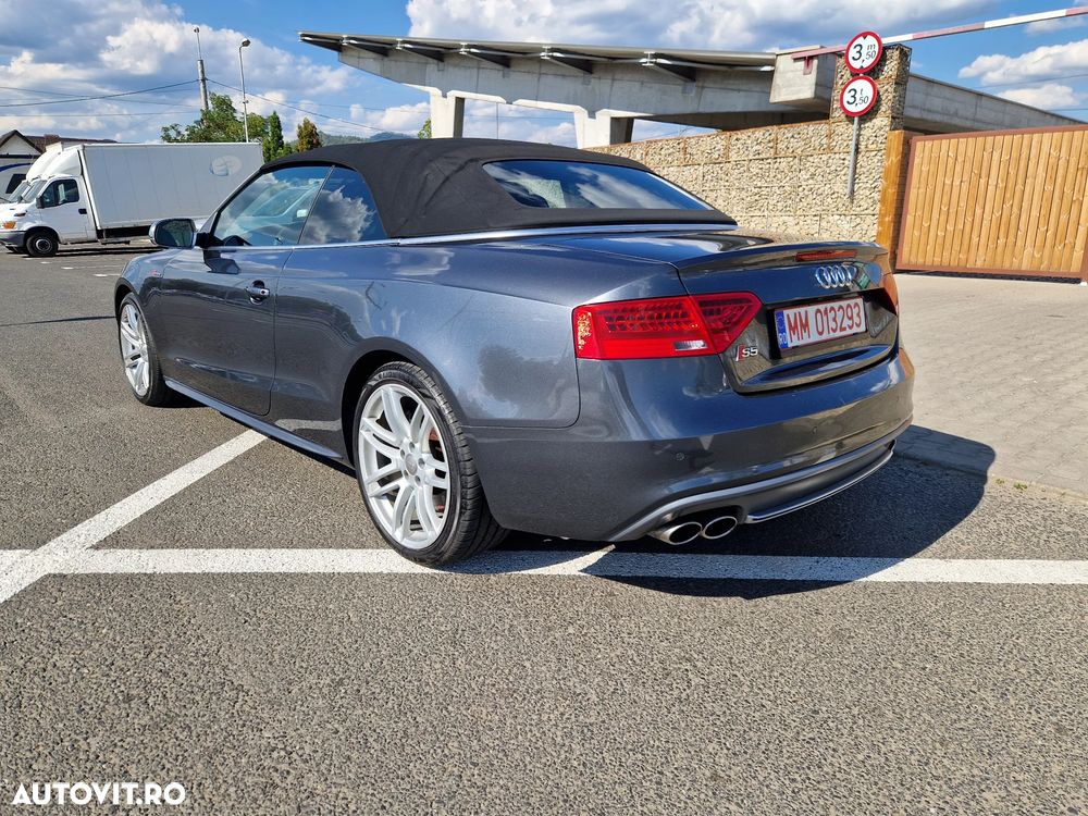 Audi S5 Cabrio - 2