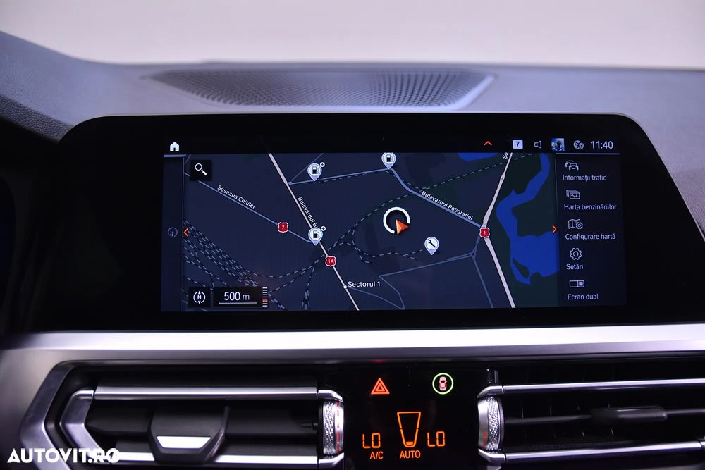 BMW Seria 3 320i AT - 24