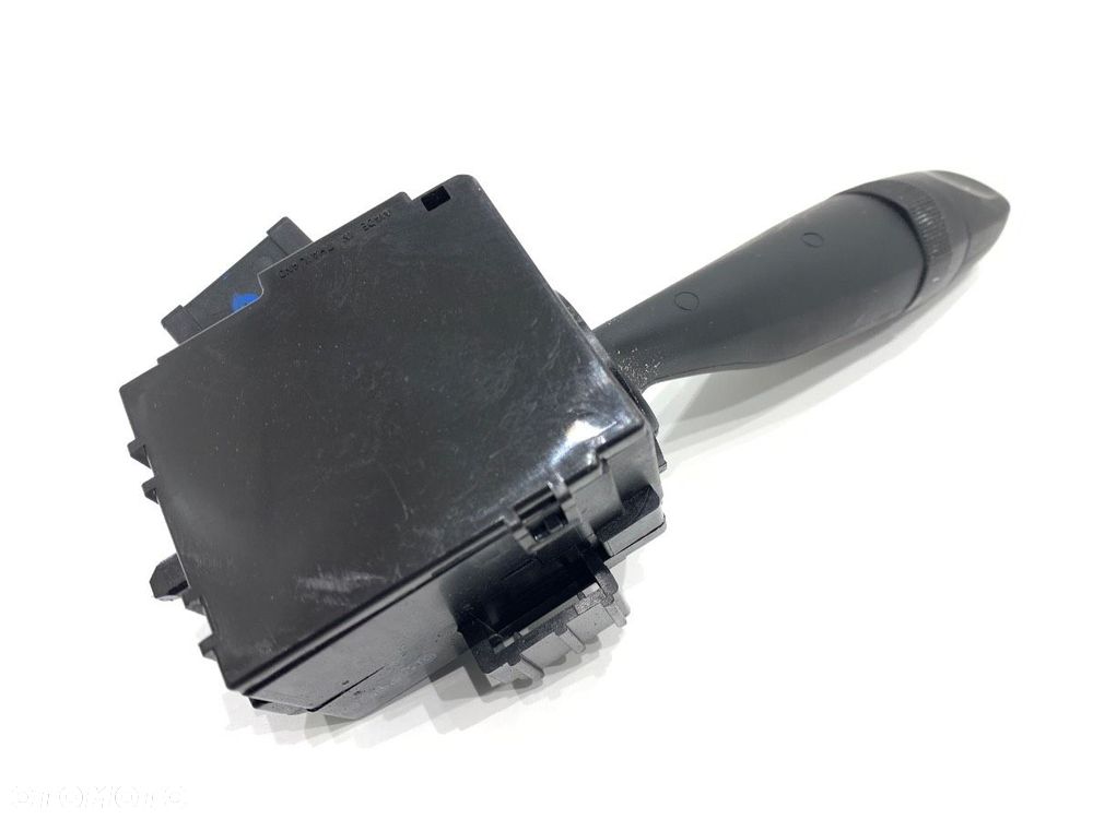 PRZEŁĄCZNIK WYCIERACZEK  SUZUKI SX4 S-CROSS (JY) 2013 - 2022 1.4 Hybrid (Mild Hybrid) (AKK 414) 95 - 2