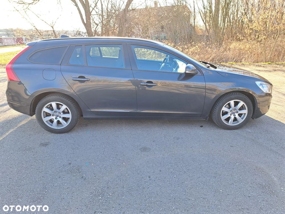 Volvo V60 D3 Kinetic - 6