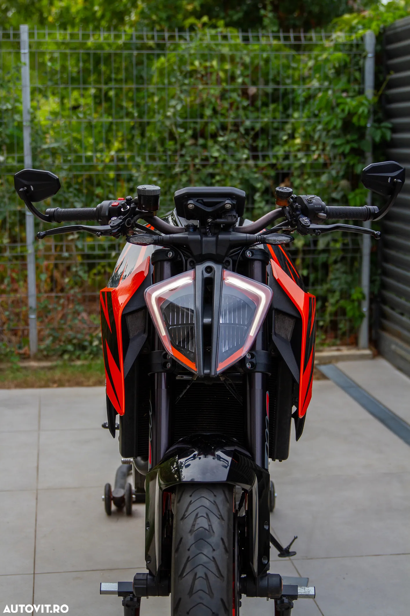 KTM 1290 Super Duke R - 4