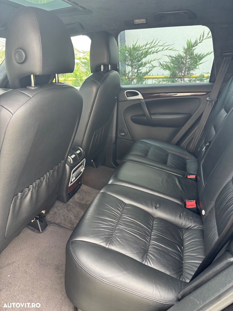 Porsche Cayenne Turbo Aut - 4
