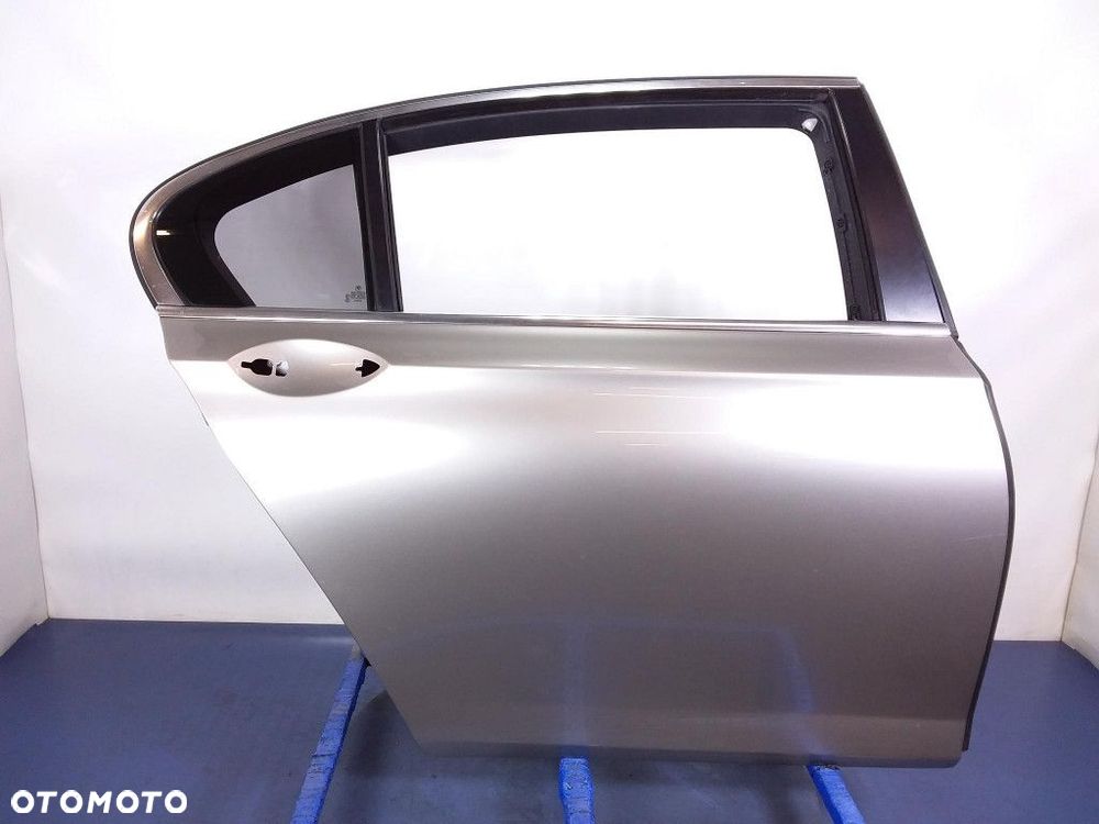 BMW 7 F02 DRZWI TYŁ PRAWE A72 - 1