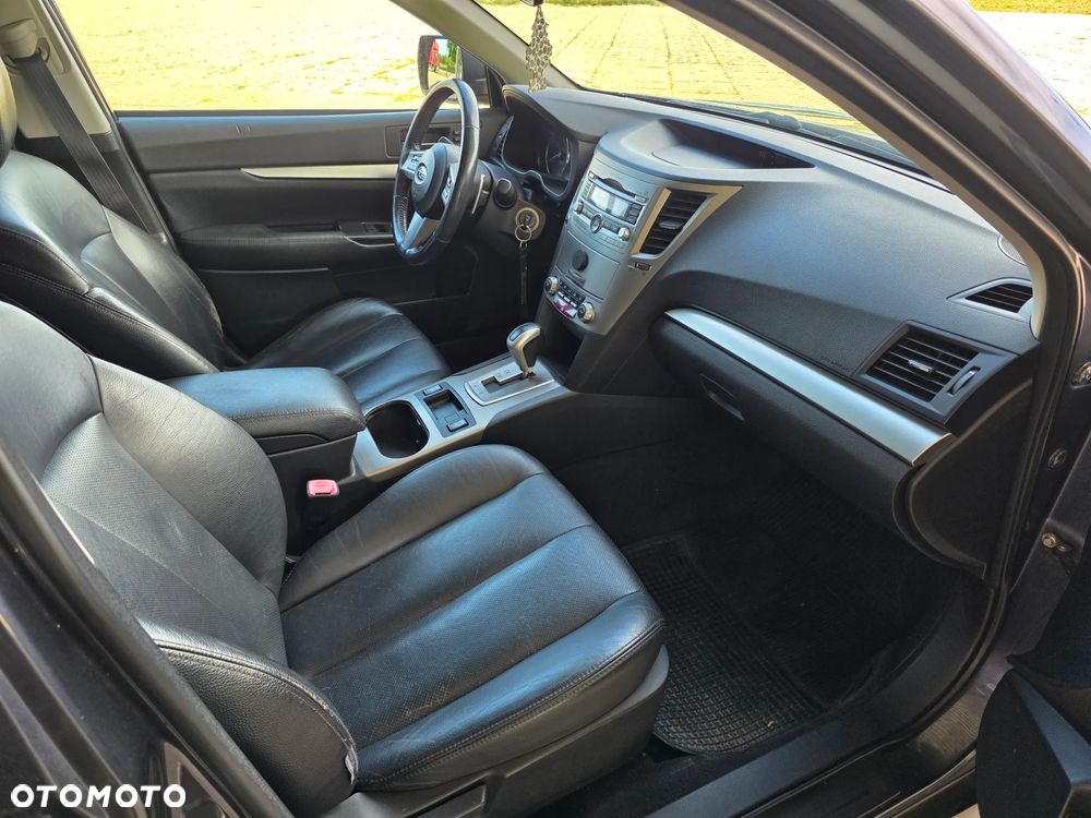 Subaru Outback - 17