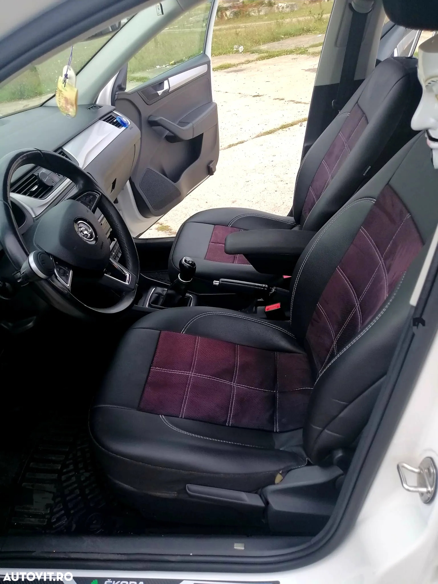 Skoda RAPID 1.0 TSI Ambition - 22