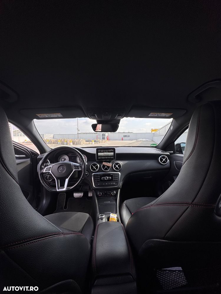 Mercedes-Benz A 200 d 7G-DCT AMG Line - 15