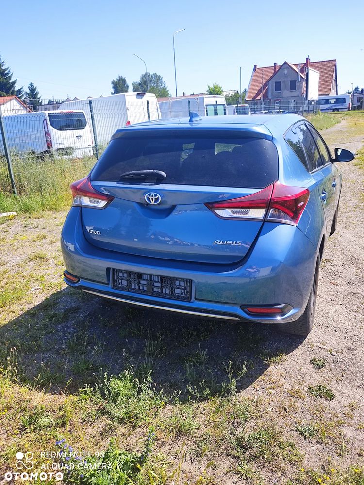 Toyota Auris - 4