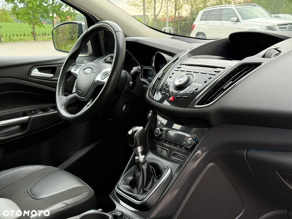 Ford Kuga - 23