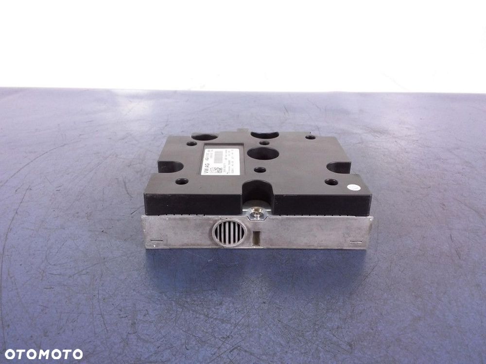 AUDI A8 D4 STEROWNIK TUNER RADIOWY TV - 2