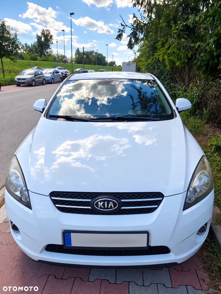 Kia ProCeed - 4
