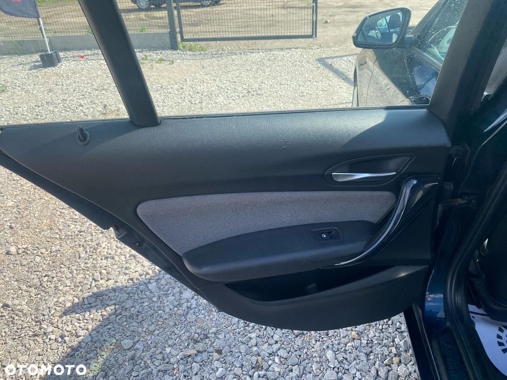 BMW Seria 1 - 21
