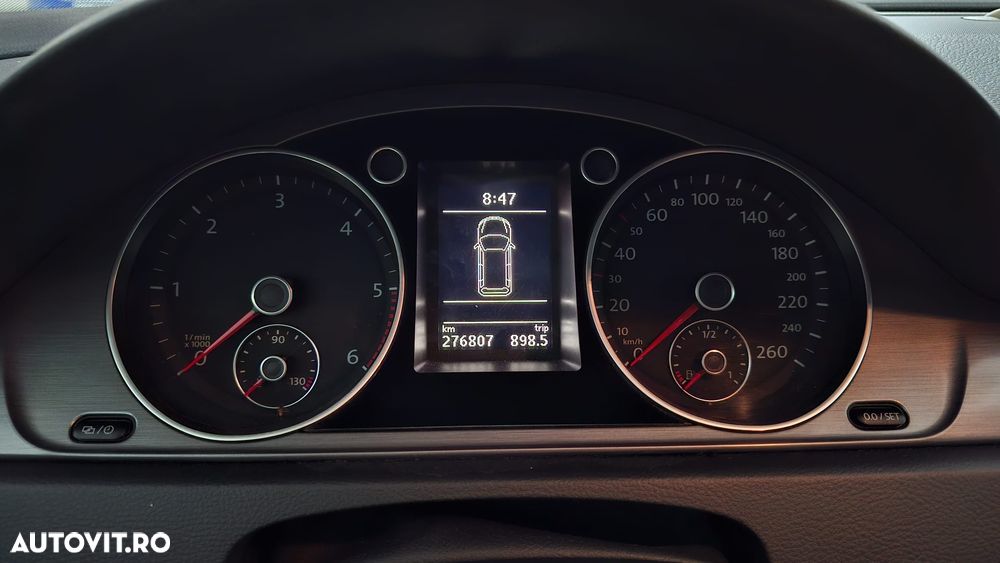 Volkswagen Passat 2012 photo 5