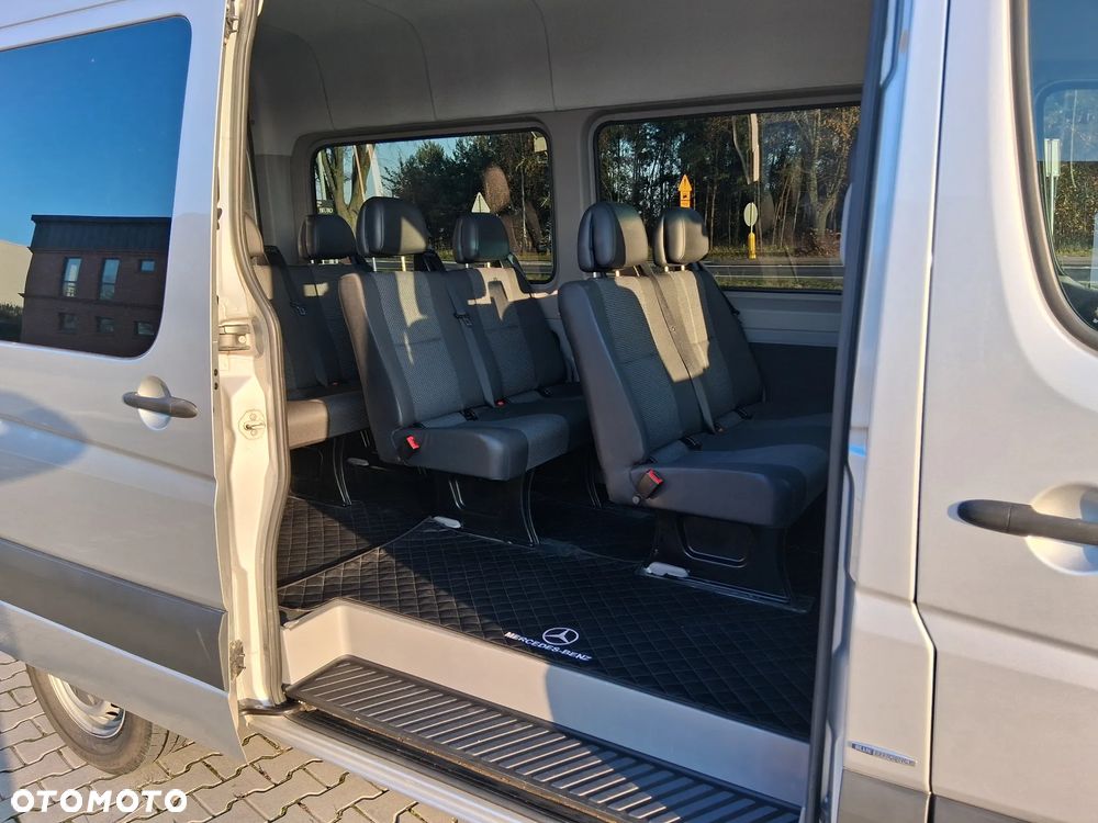 Mercedes-Benz Sprinter - 6