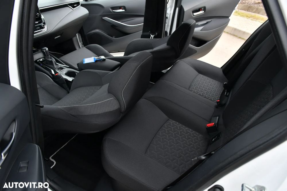 Toyota Corolla 1.8 HSD Exclusive - 27