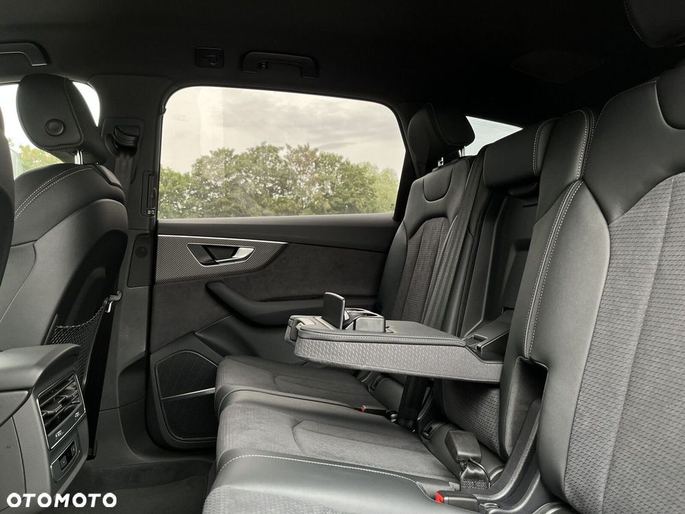 Audi Q7 - 16