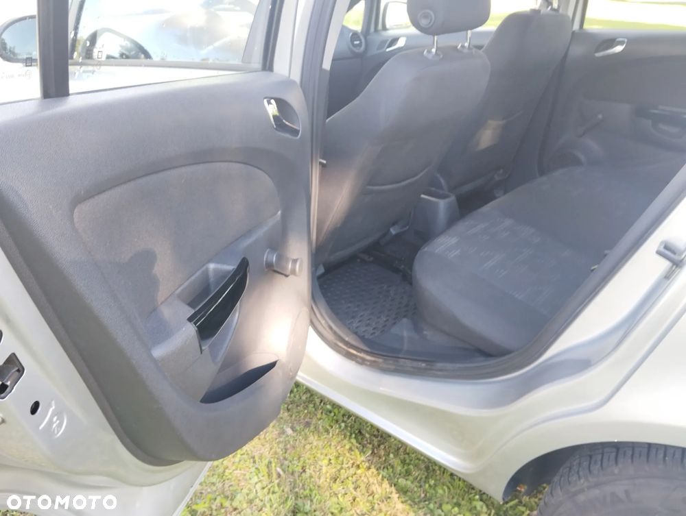 Opel Corsa - 10
