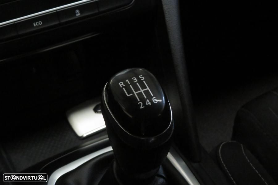 Renault Mégane Sport Tourer 1.3 TCe Limited - 25