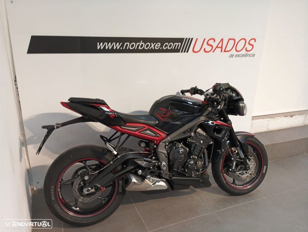 Triumph Speed Triple R - 2