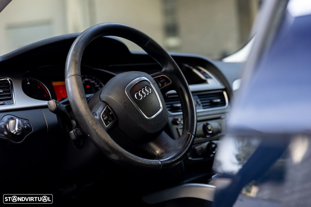 Audi A4 Avant 2.0 TDI - 27