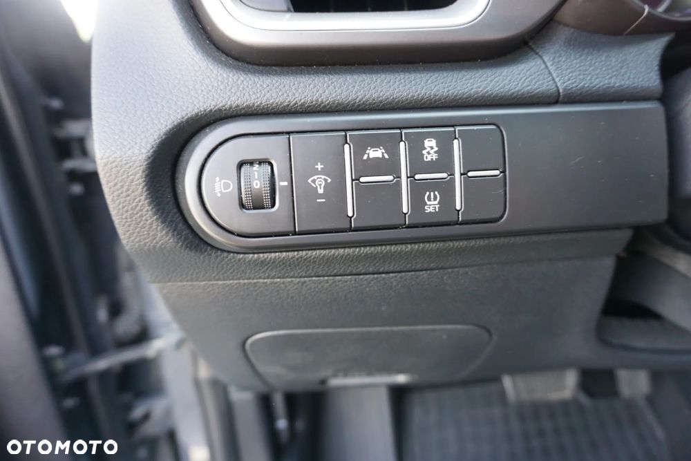 Kia Ceed 1.6 CRDi mHEV L Business Line DCT - 25