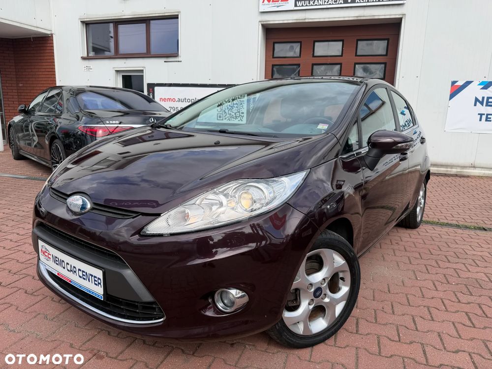 Ford Fiesta 1.4 Champions Edition - 1