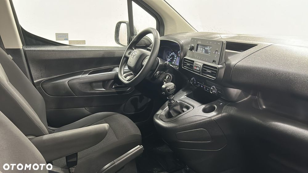 Toyota Proace City - 11