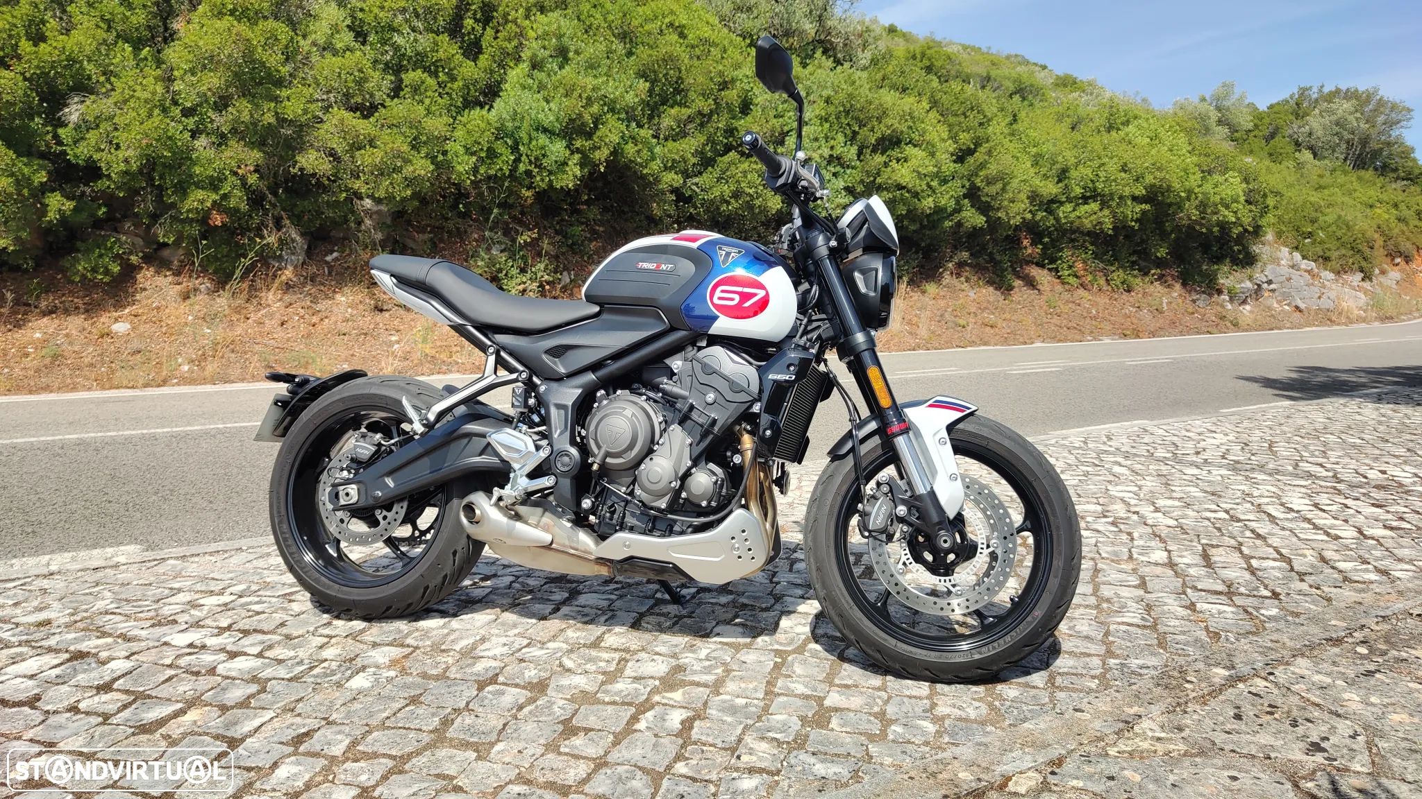 Triumph Trident Triple tribute - 1