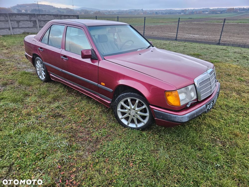 Mercedes-Benz W124 (1984-1993) - 1
