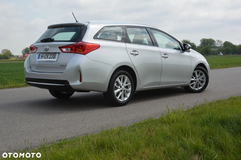 Toyota Auris - 6