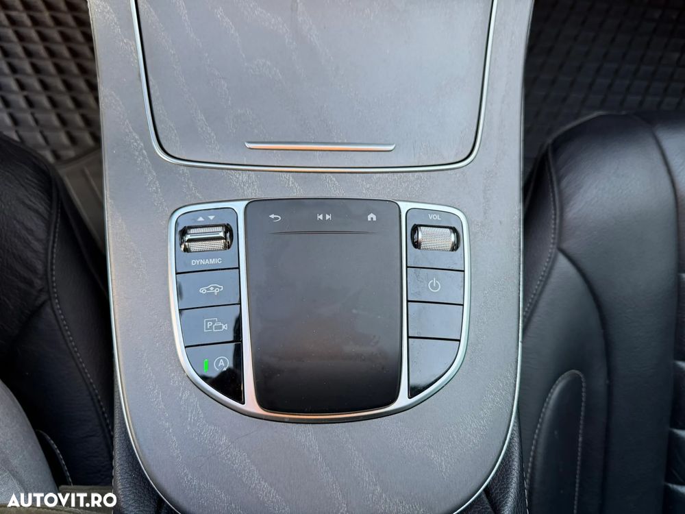 Mercedes-Benz CLS - 18