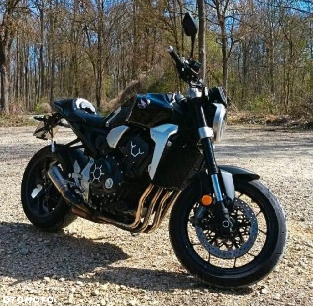 Honda CB - 3