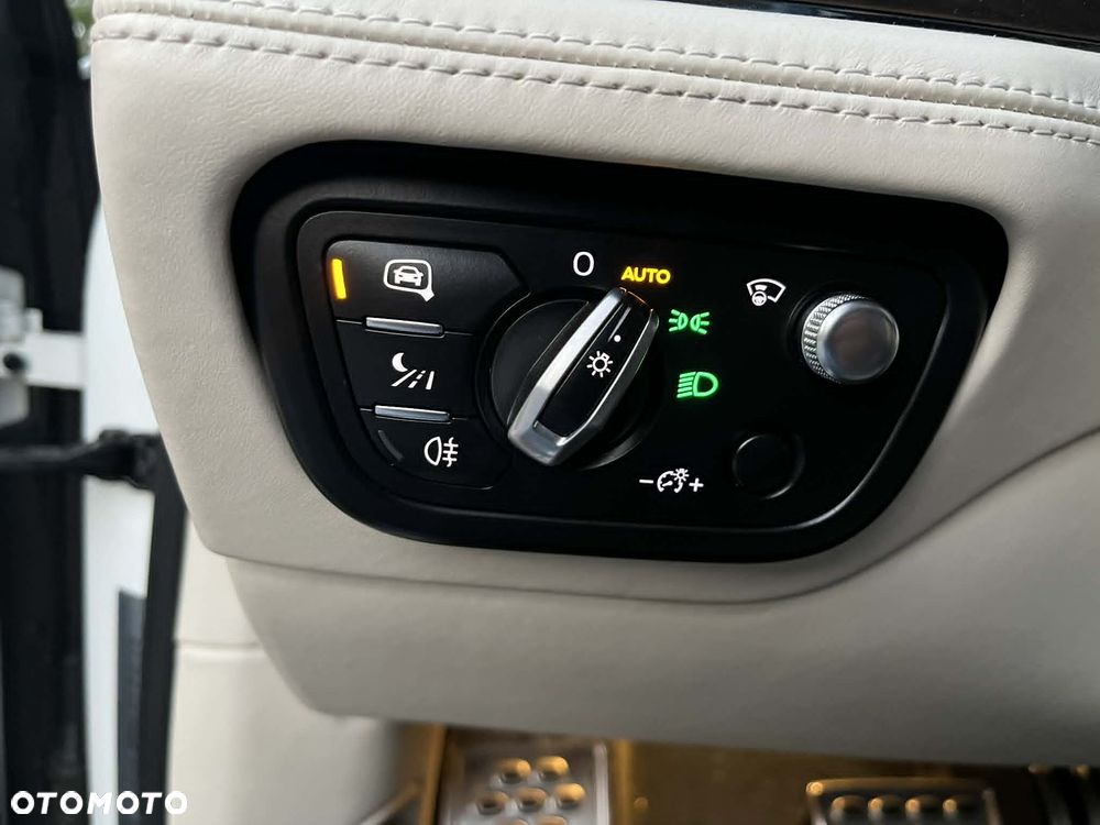 Bentley Bentayga W12 First Edition - 17