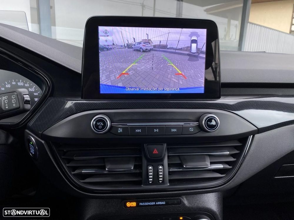 Ford Focus SW 1.5 TDCi EcoBlue ST-Line - 21