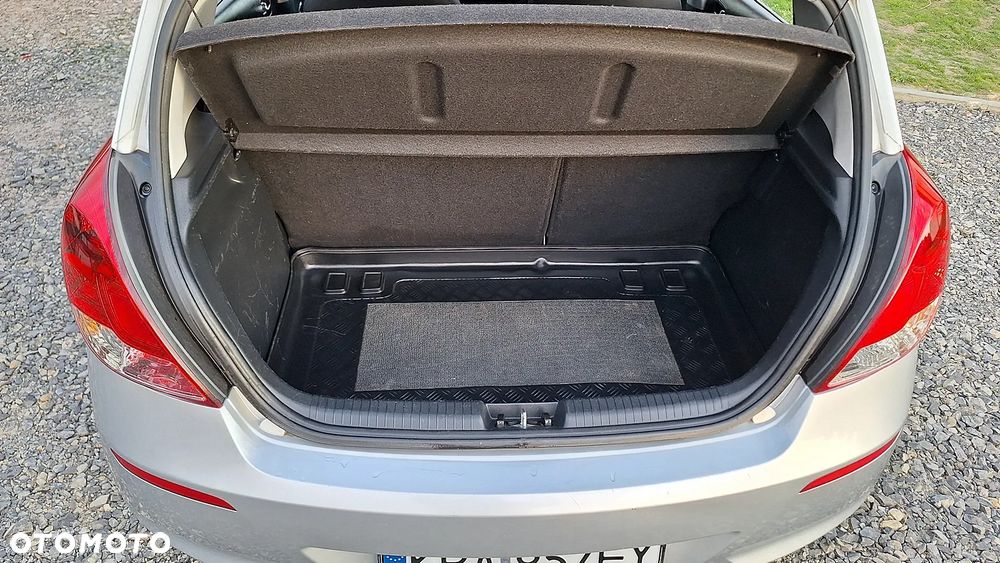 Hyundai i20 1.25 Comfort - 16