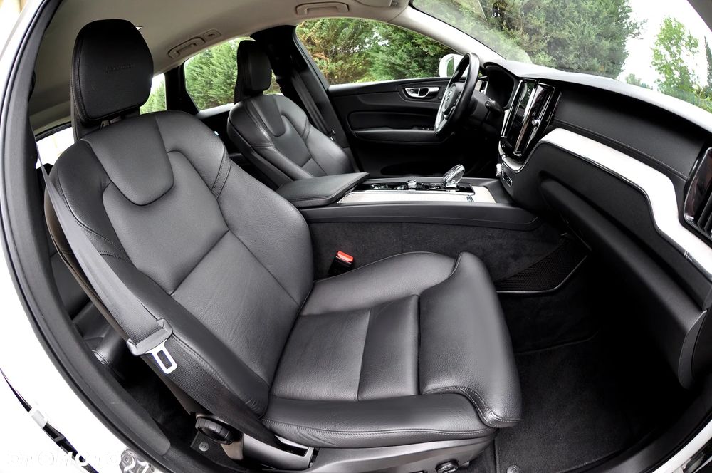 Volvo XC 60 B5 B Geartronic Inscription - 26