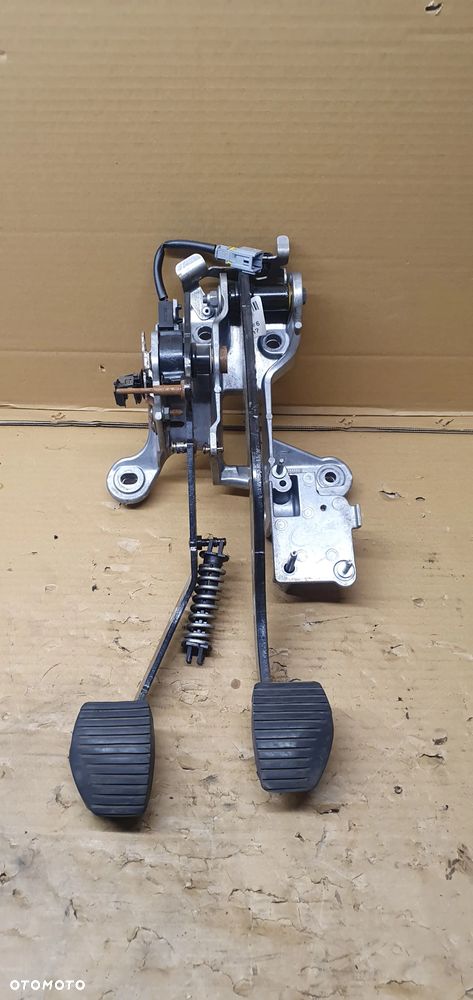 Pedały pedał hamulca sprzęgła Citroen C5 III 9663998580 - 1