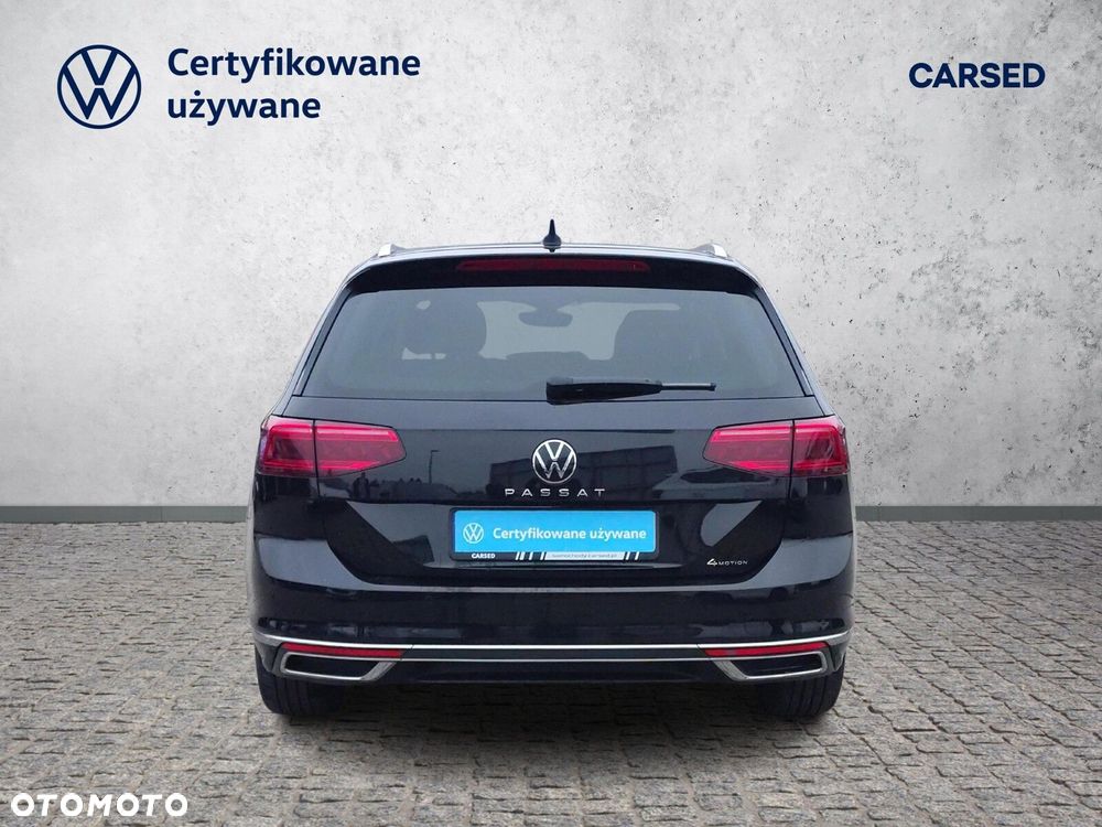 Volkswagen Passat - 4