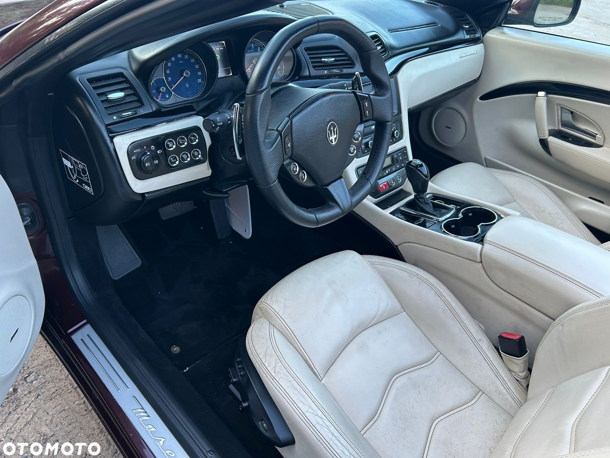 Maserati GranCabrio Sport - 8