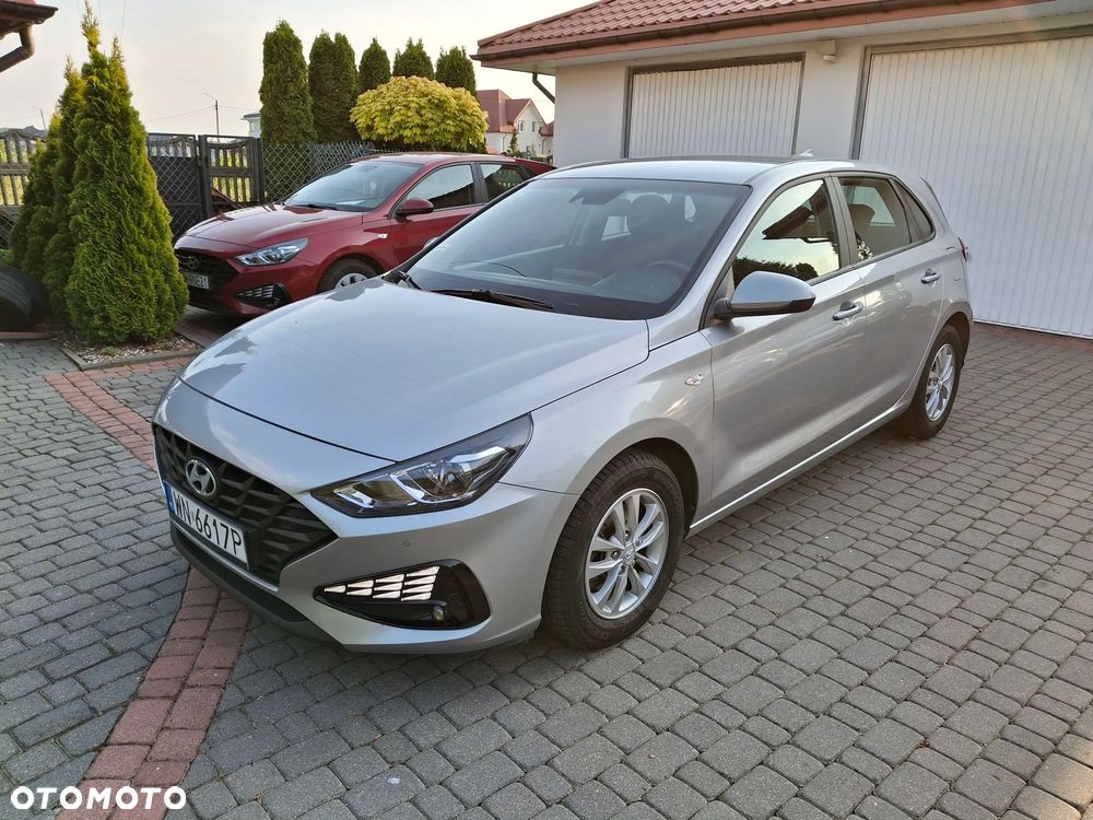 Hyundai i30 1.5 DPI Classic + - 6