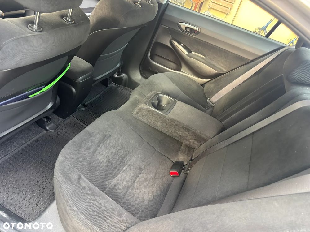 Honda Civic 1.8 Executive - 15