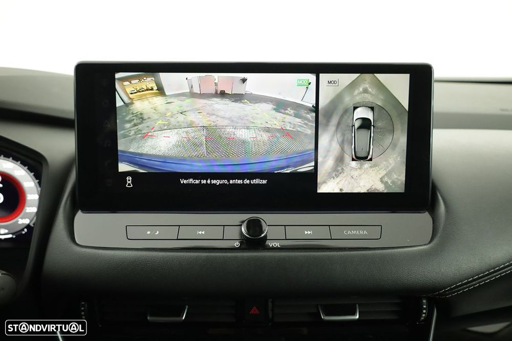 Nissan Qashqai 1.3 DIG-T N-Connecta Xtronic - 12