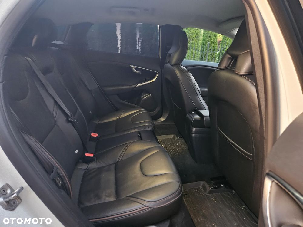 Volvo V40 Cross Country T4 Drive-E Kinetic - 21